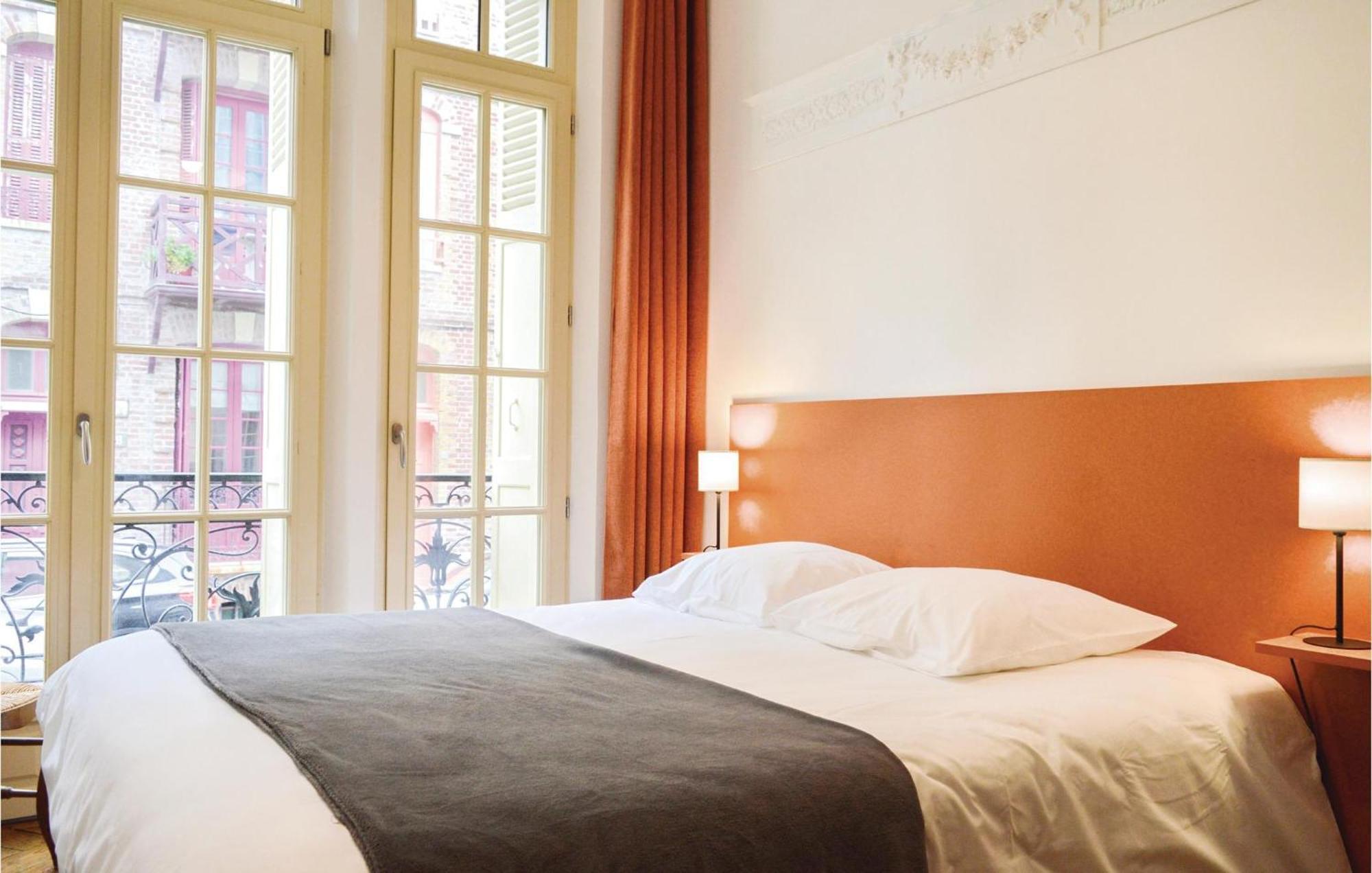 2 Bedroom Awesome Apartment In Mers-Les-Bains Ngoại thất bức ảnh