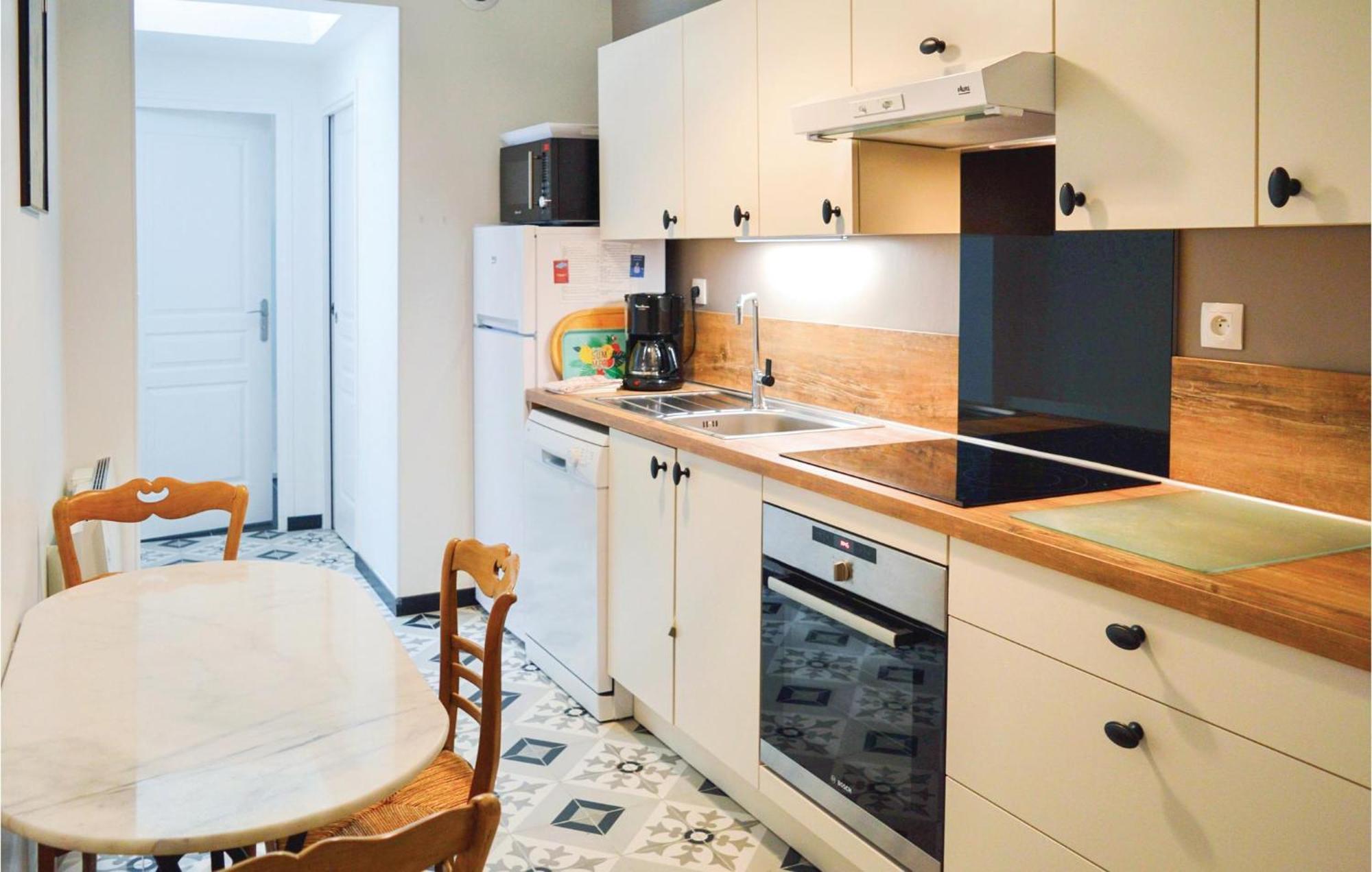 2 Bedroom Awesome Apartment In Mers-Les-Bains Ngoại thất bức ảnh