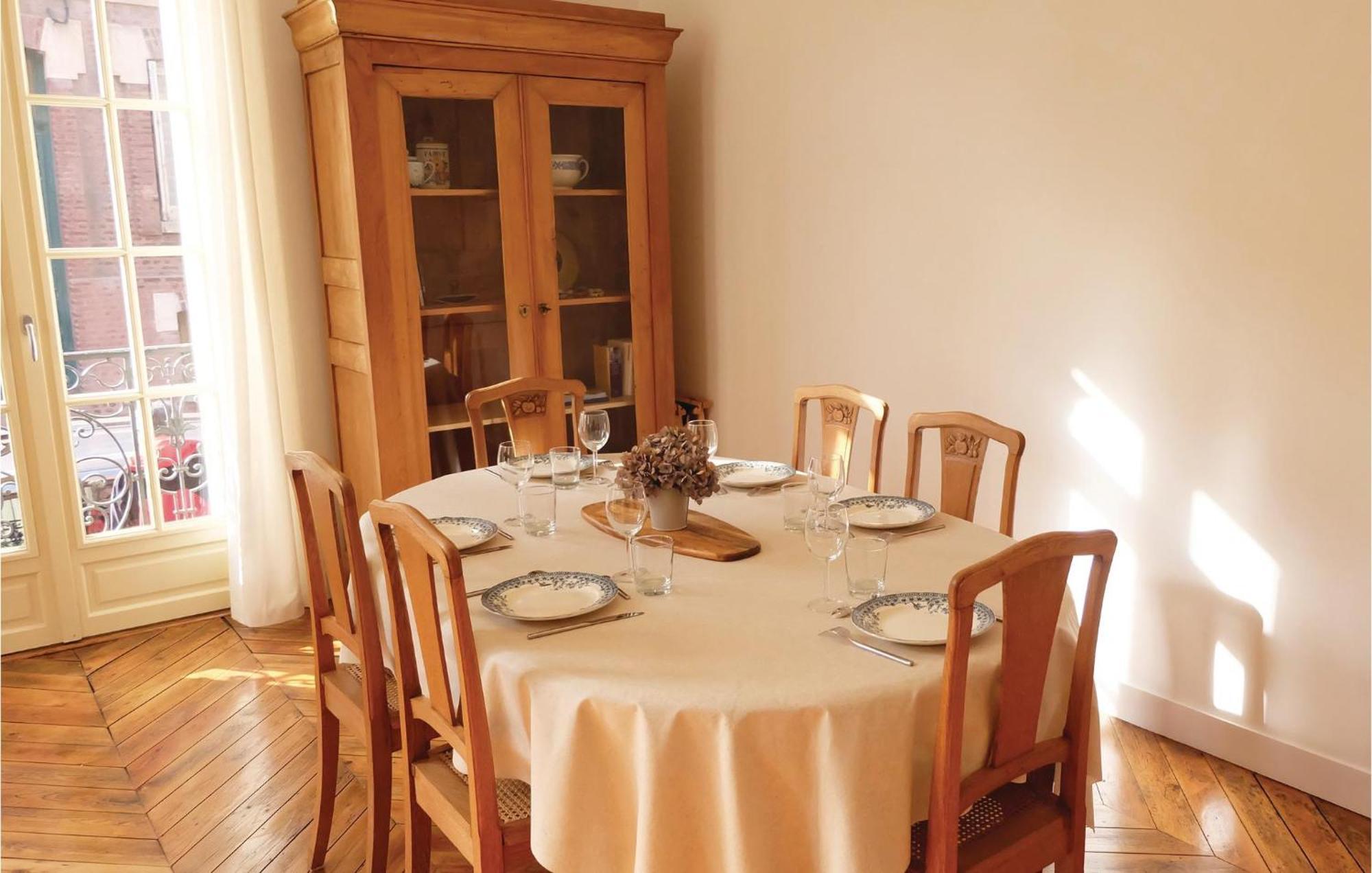 2 Bedroom Awesome Apartment In Mers-Les-Bains Ngoại thất bức ảnh